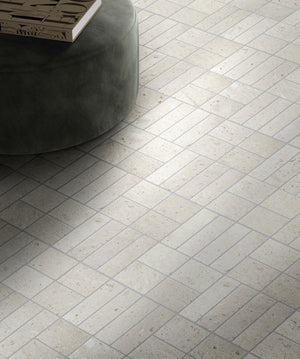 52APOWHT APOLLO WHITE LIMESTONE TUMBLED 50X200