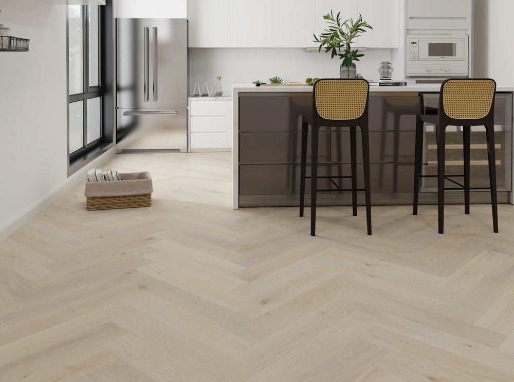 Crosswood European Oak Engineered Herringbone 600x127x14/3mm - Latte