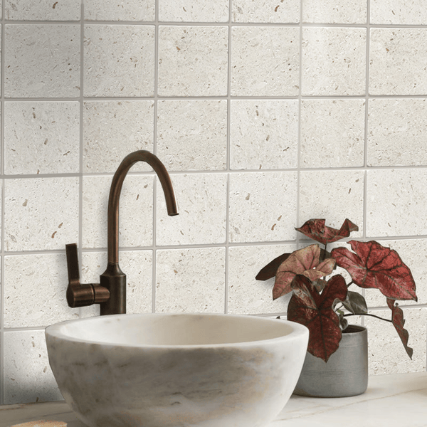 GNS Tile 1APOWHT APOLLO WHITE LIMESTONE TUMBLED 100X100