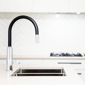 PEARL PULL OUT SINK MIXER WITH VEGIE SPRAY FUNCTION MATTE BLACK (NR231708MB)