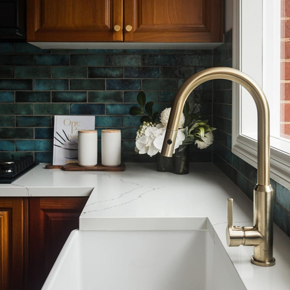 PEARL PULL OUT SINK MIXER WITH VEGIE SPRAY FUNCTION BRUSHED GOLD (NR231708BG)