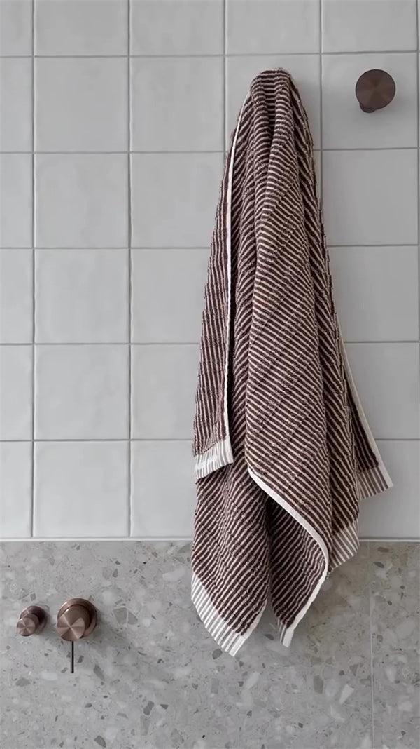 MECCA SHOWER MIXER WITH DIVERTOR SEPARATE BACK PLATE BRUSHED BRONZE (NR221911SBZ)