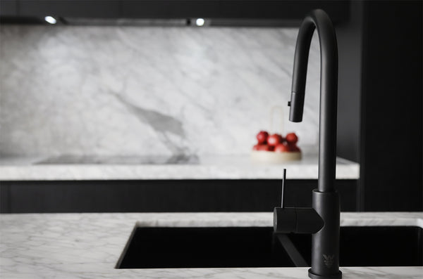 MECCA PULL OUT SINK MIXER WITH VEGIE SPRAY FUNCTION MATTE BLACK (NR221908MB)