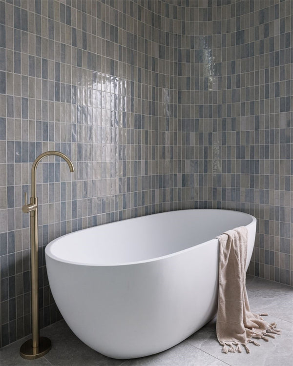 MECCA FREESTANDING BATH MIXER BRUSHED GOLD (NR210903a01BG)