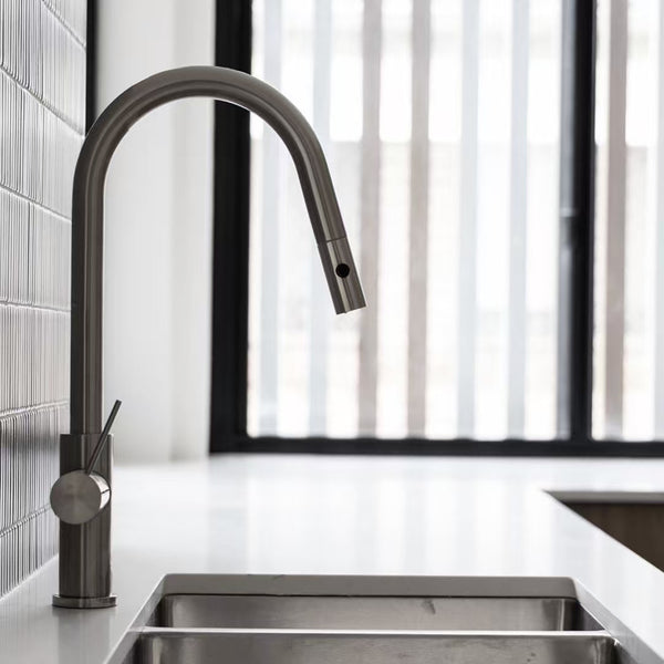 MECCA PULL OUT SINK MIXER WITH VEGIE SPRAY FUNCTION GUN METAL (NR221908GM)