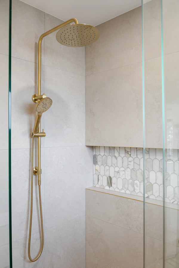 GNS Tile ART401 ARTEMIS CALACATTA GOLD FEATHER HONED 50X103 (330x330mm per Sheet)