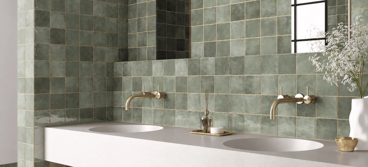 Verticale Green Field Gloss Subway Tile 100x100mm
