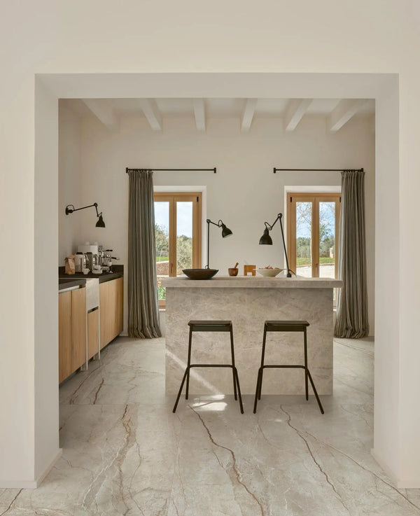 00MPFP02	MYSTONE SILVER ROOT NATURALE WHITE 600X1200