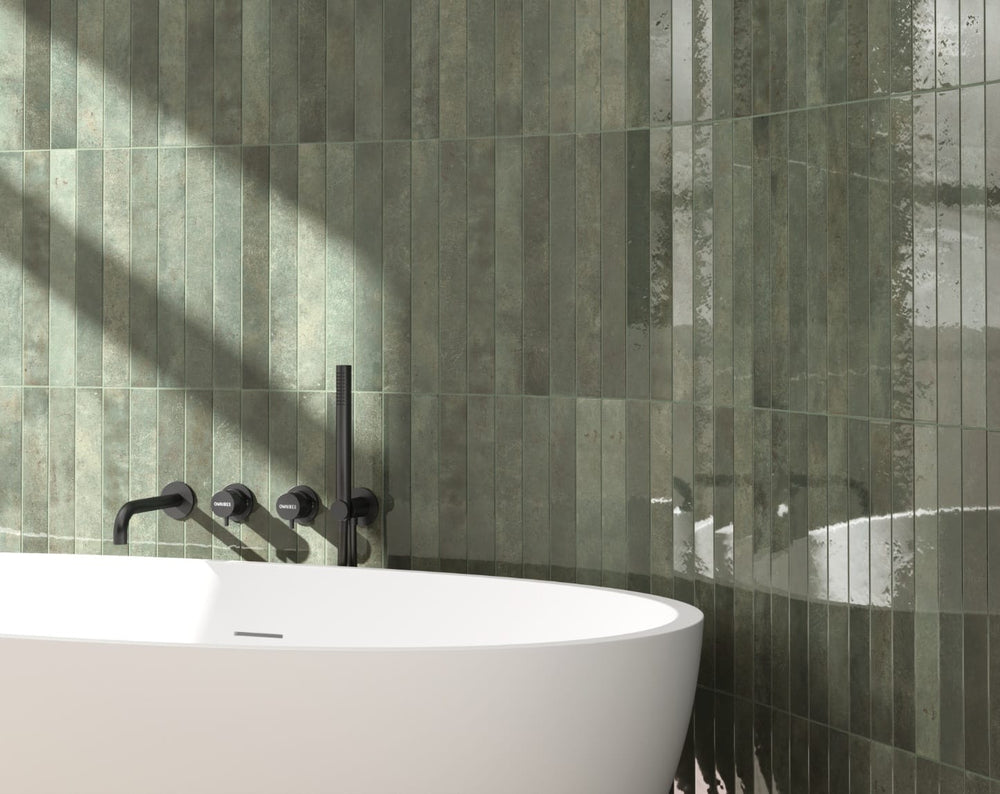 EQU0121	 VERTICALE GREEN FIELD GLOSS 50X400MM 31923