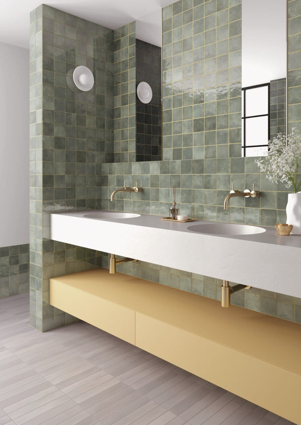 DSS Tile EQU0122 VERTICALE GREEN FIELD GLOSS 100X100MM 31870
