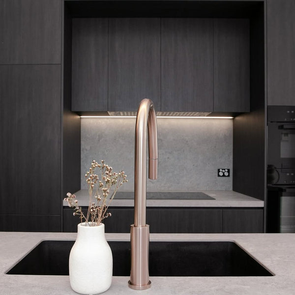 Nero Mixer Taps MECCA PULL OUT SINK MIXER WITH VEGIE SPRAY FUNCTION BRUSHED BRONZE (NR221908BZ)