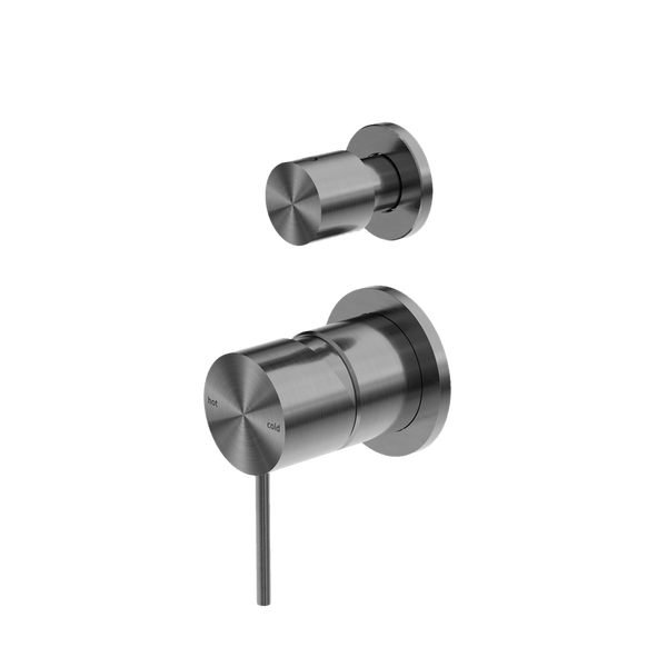 Nero Mixer Taps MECCA SHOWER MIXER WITH DIVERTOR SEPARATE BACK PLATE GUN METAL (NR221911SGM)