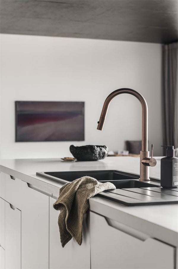 Nero Mixer Taps OPAL PULL OUT SINK MIXER WITH VEGIE SPRAY FUNCTION BRUSHED BRONZE (NR251908BZ)