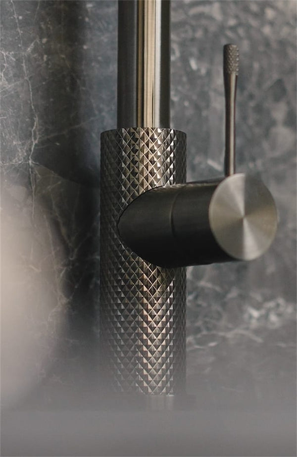 Nero Mixer Taps OPAL PULL OUT SINK MIXER WITH VEGIE SPRAY FUNCTION GRAPHITE (NR251908GR)
