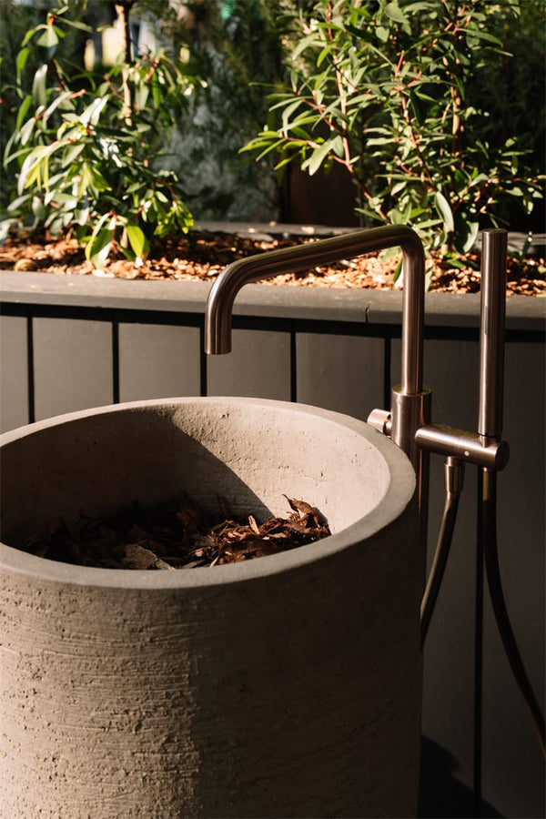 Nero Mixer Taps Zen SS316L Freestanding Bath Mixer Brushed Bronze (NR162203a02BZ)